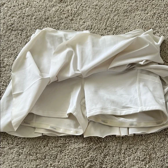 White Ruffled Mini Skirt - Picture 3 of 6